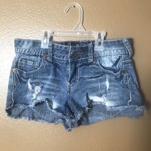 Ripped jeans shorts